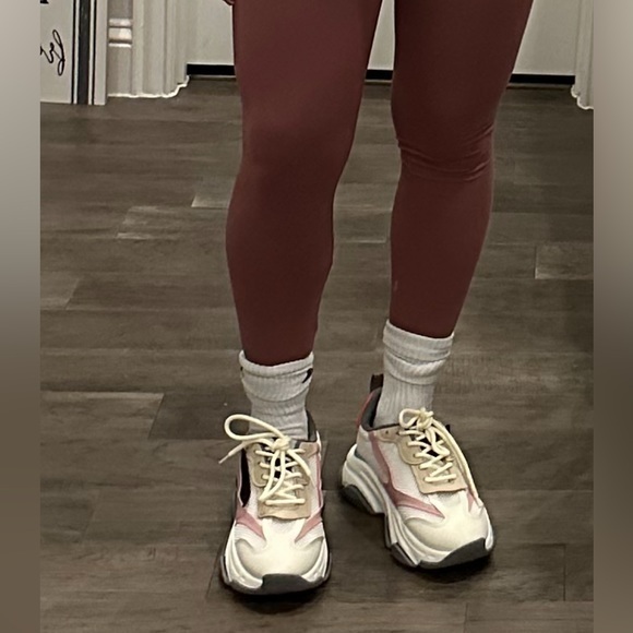 Steve Madden Women's Possession Sneaker‎ - Picture 13 of 13